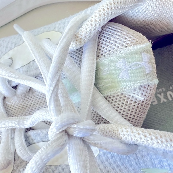 Under Armour White and Turquoise Sneakers Lightweight Comfort - Picture 5 of 12
